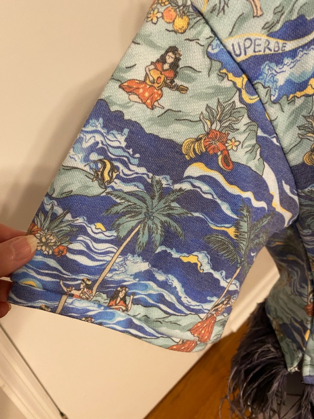 Le Superbe Feather T-Shirt - Picture 5 of 9